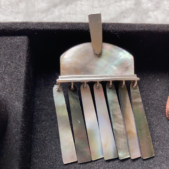 Kendra Scott Layne Bright Silt Statement Earring - Picture 4 of 8